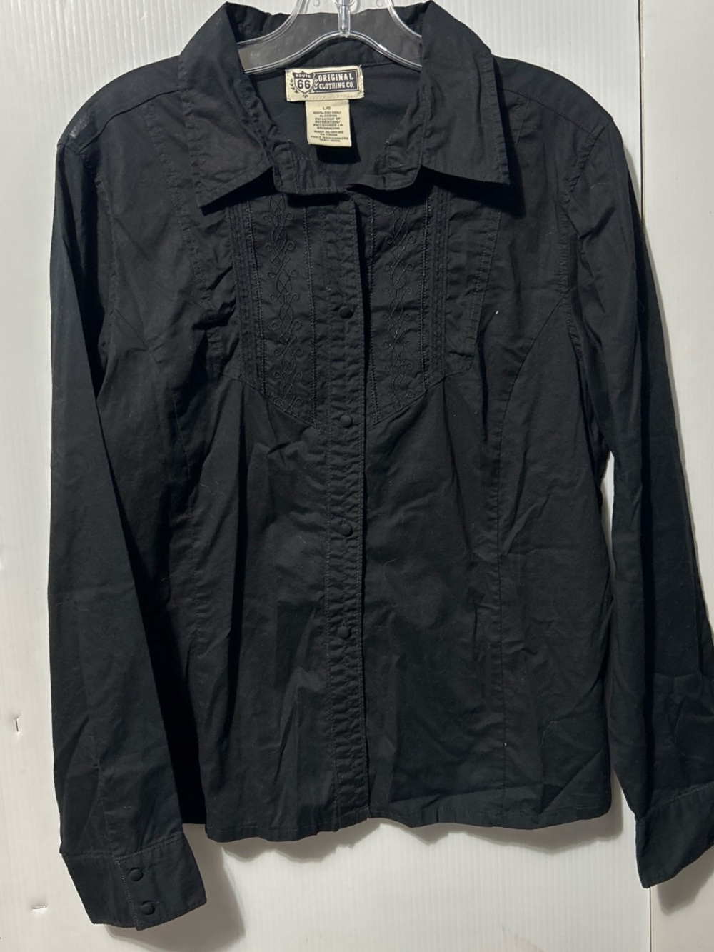 Route 66 Black Women's Button-Up Blouse with Pintuck Detail